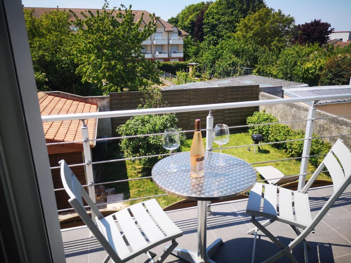 Un Instant Avec Vous Apartment Сан-Мартан-Бульон Екстериор снимка